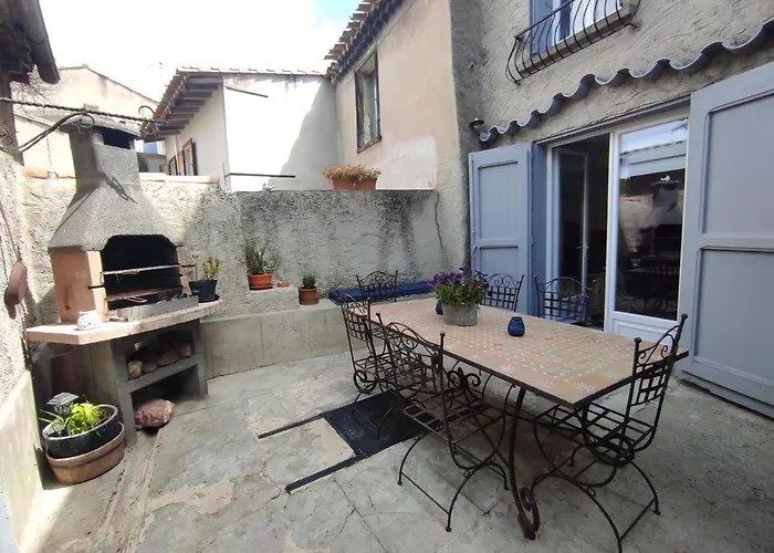 Barbacane Dom wakacyjny *